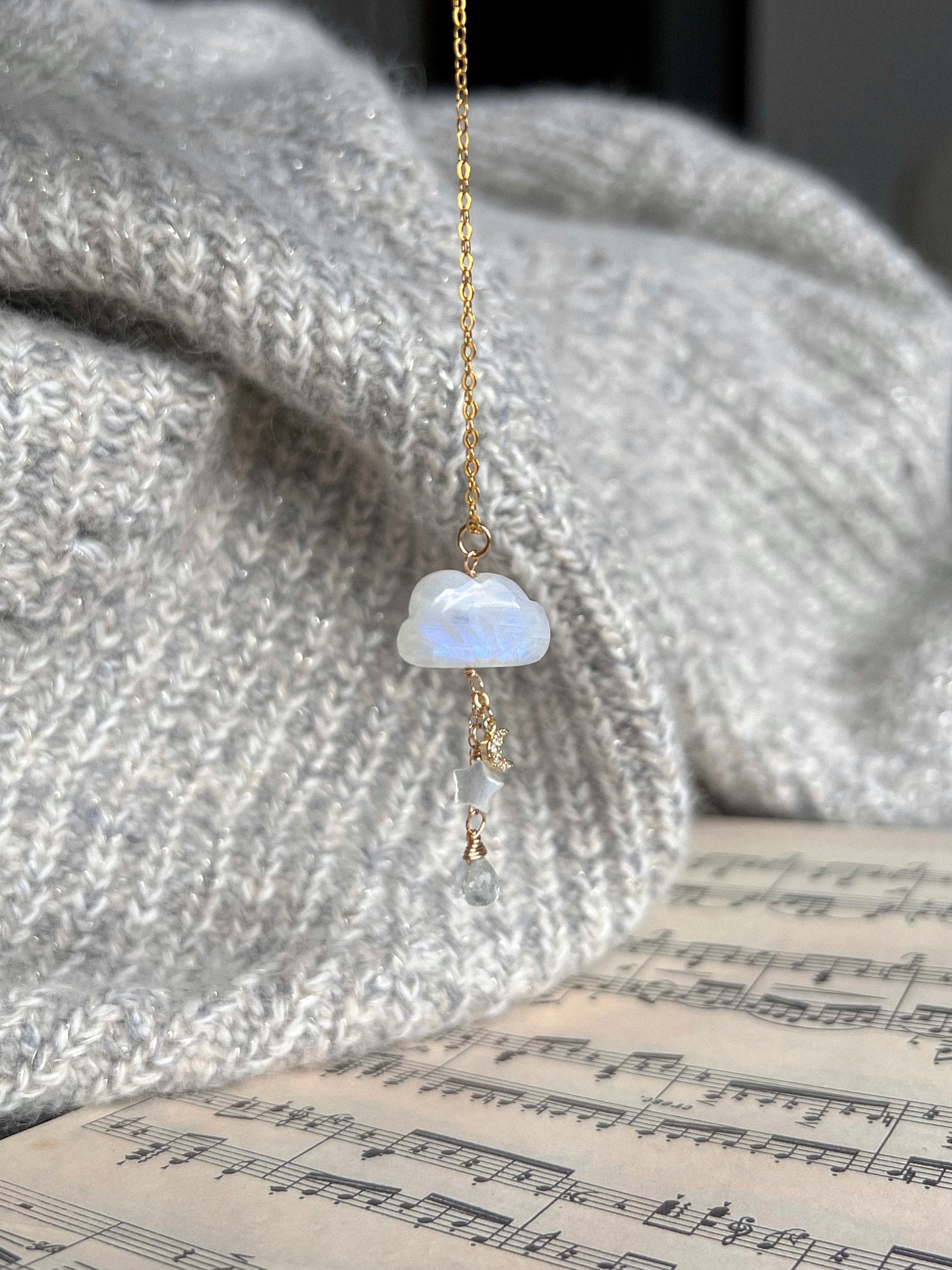 CLOUDY BBY NECKLACE