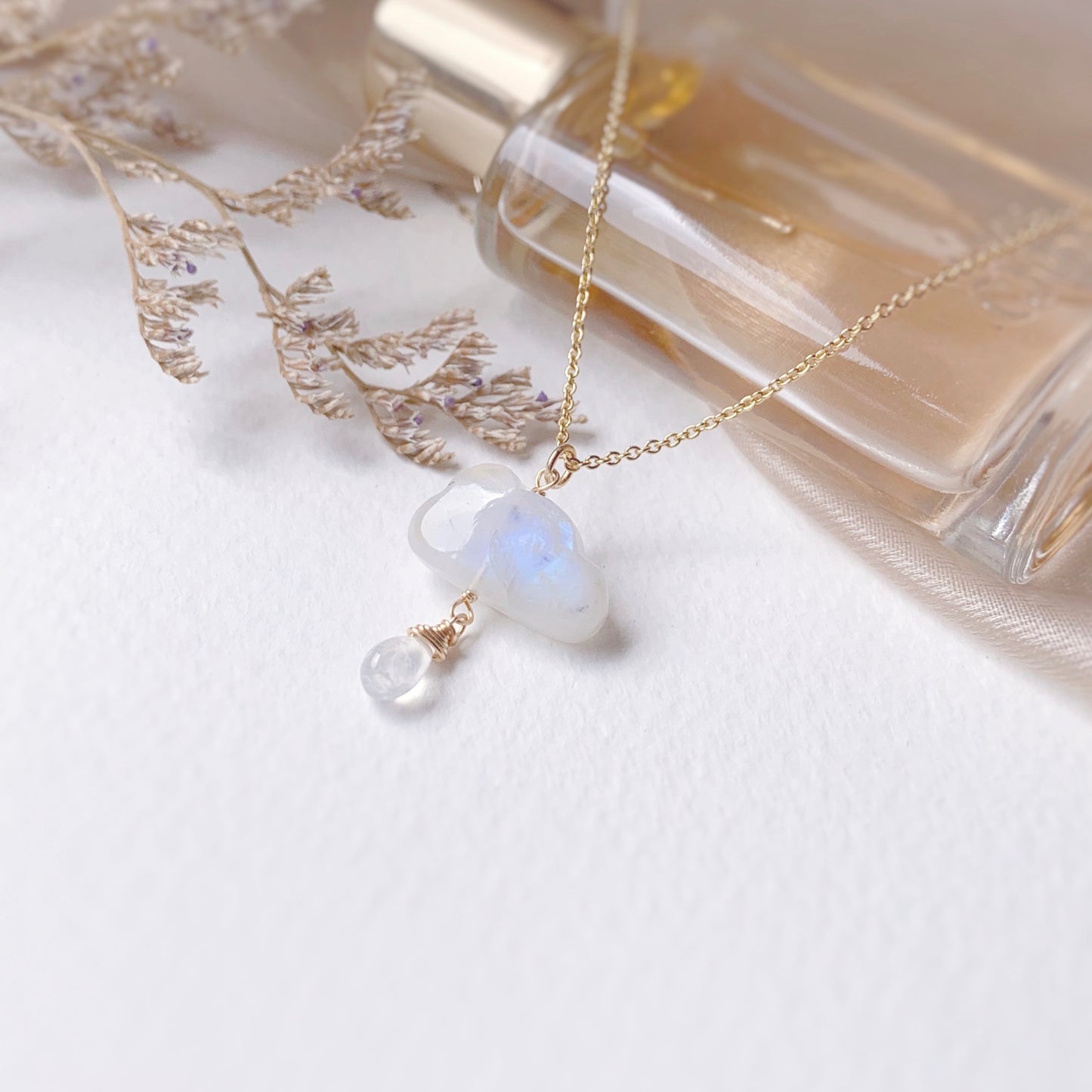 CLOUDIE NECKLACE