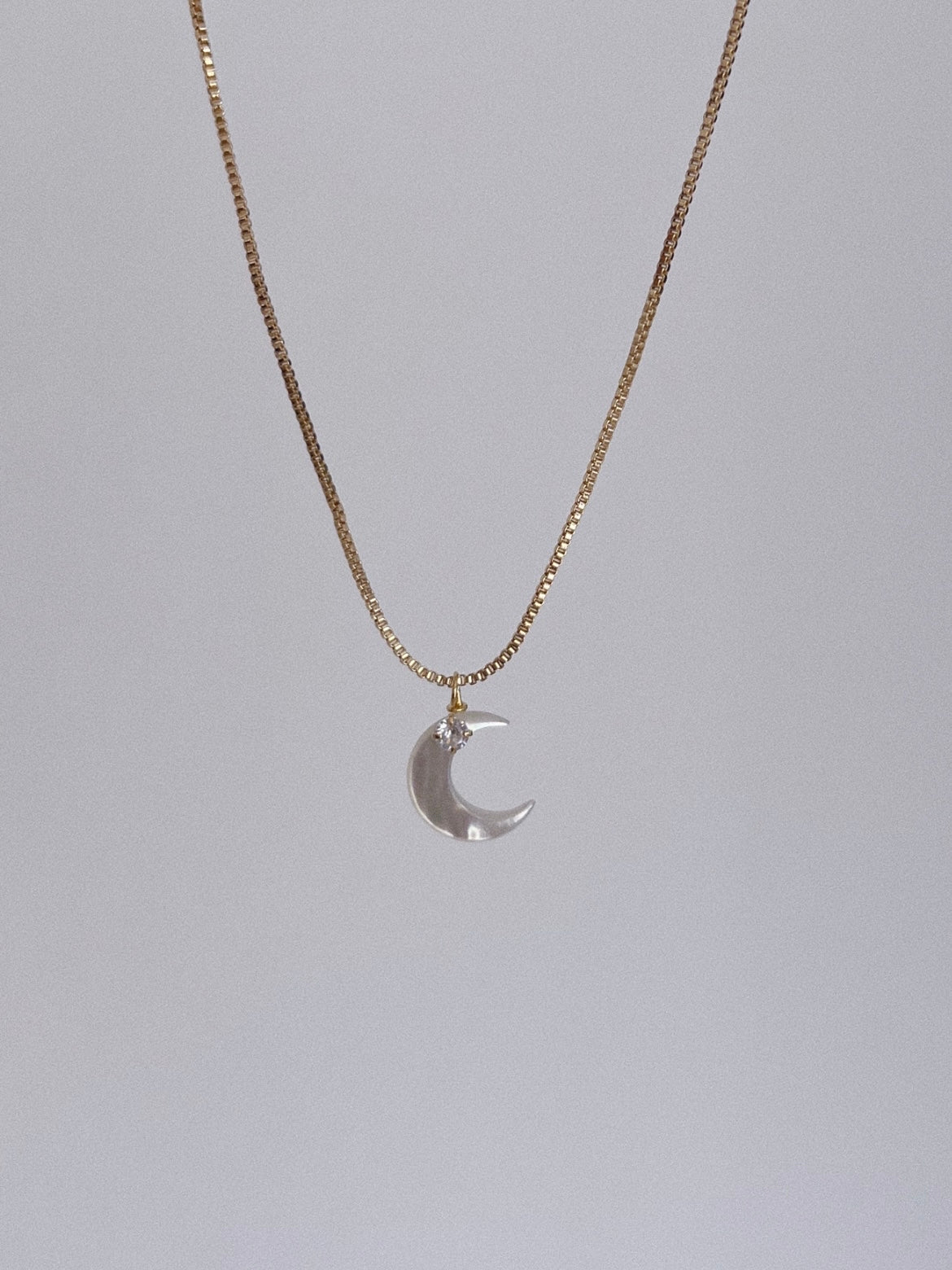 LUNA NECKLACE