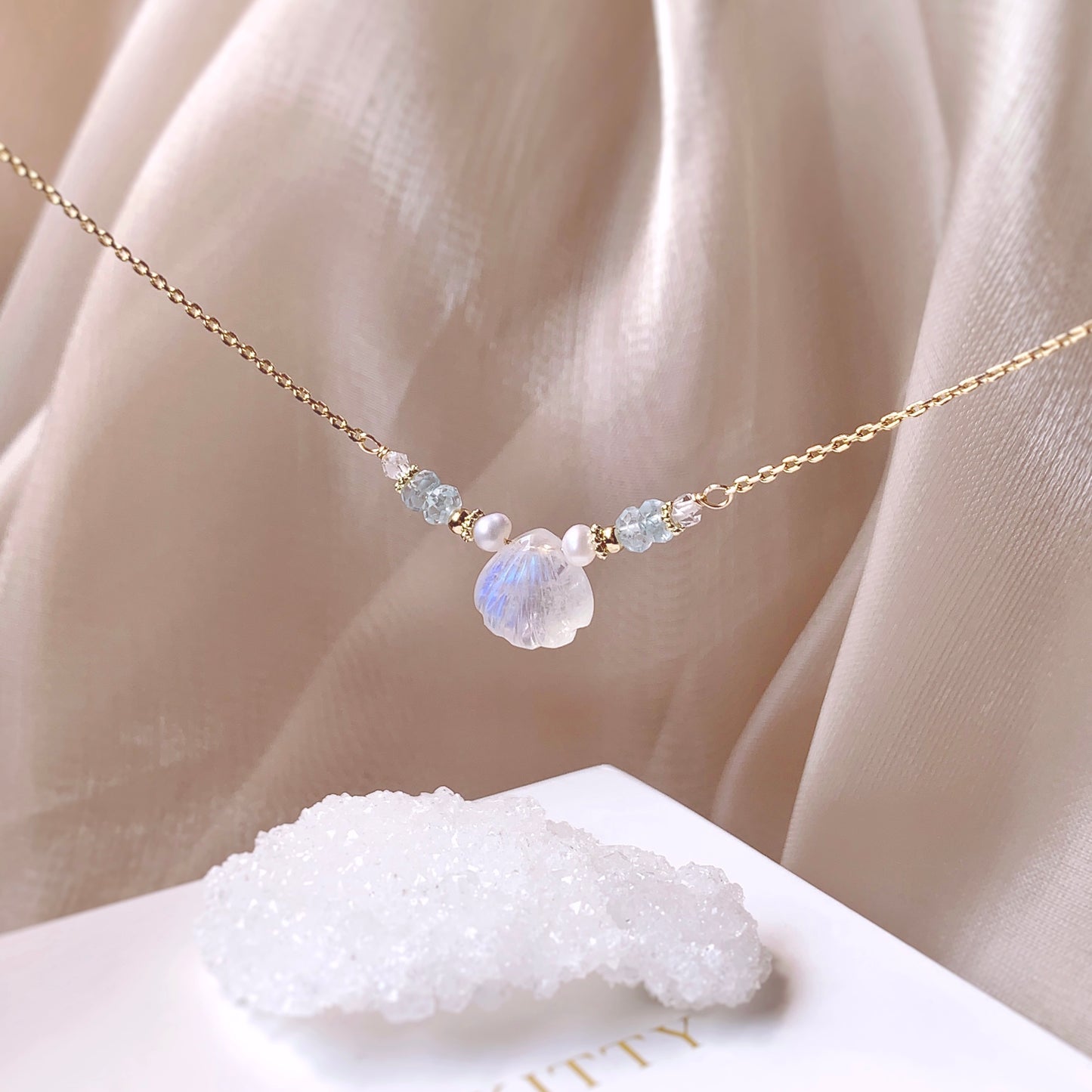 ALINA NECKLACE