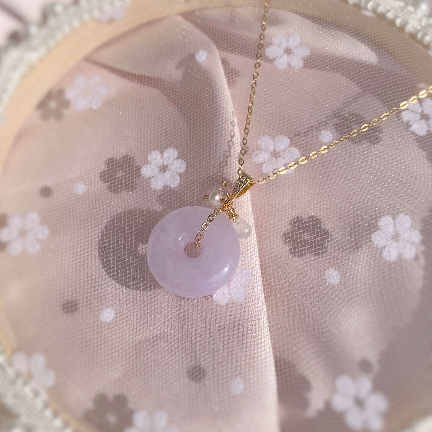 LAVENDER DREAM NECKLACE